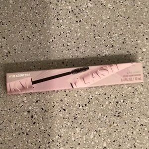 New Kylie Cosmetics Black Mascara
